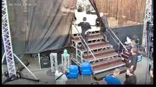 SHAMAN перед выходом на сцену в Вологде