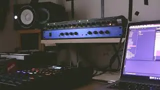 Making a beat on the SP-404 Mk2