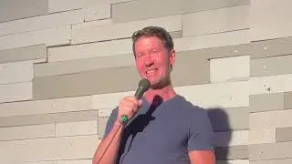 Erik Leisten   Stand Up Set   