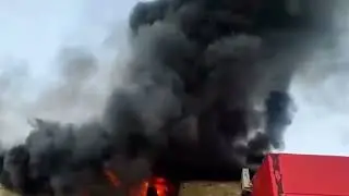 В Крыму в Красногвардейском горит торговый центр