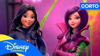 LOS DESCENDIENTES: WICKED WORLD: Explosión de sabor de Evie 🧁 | @disneychannelES