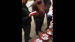 Redmi Mobile Sell On Road l Must Watch Xiaomi Mi User! Viral Video