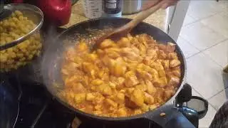 Strogonoff de Frango Simples e Rápido, Feito entre Amigas!