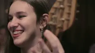 ,,Дунавско хоро с водеща гъдулка