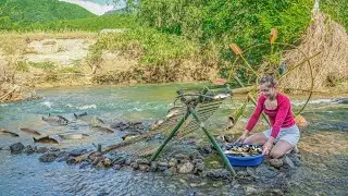 How to Make Simple Fish Trap From  Bamboo, The SECRET to Catching Fish with Bamboo.