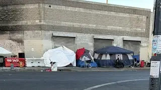 street facts is live! Passing out food and Downtown Los Angeles!!