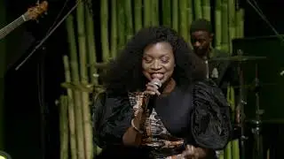 JOY DAVIDS - HELLOWED BE THY NAME