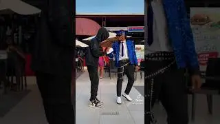 When a Robot meets Michael Jackson😱 #shorts
