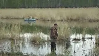 Кум ловит рыбу