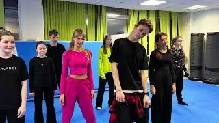 Молодежный мини-сериал  "ТанцКласс"  /1-я серия/ Автор сценария и режиссер - Наталья РУСИНОВА