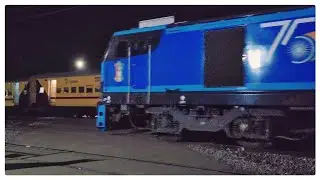 WAG12 Tiger crosses WAG9 Tata Itwari Express at Railway Crossing