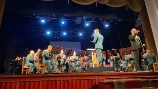 Песня «Хочу бродить по городу с тобой»