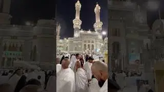 রাতে হেরেম শরীফের বাইরে