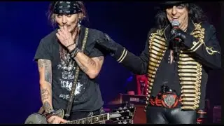 JOHNNY DEPP SINGS and PLAYS GUITAR ДЖОННИ ДЕПП ПОЕТ и ИГРАЕТ НА ГИТАРЕ  2021