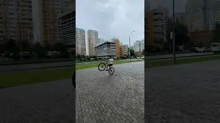 А ты стабильно катаешься на любых велосипедах?