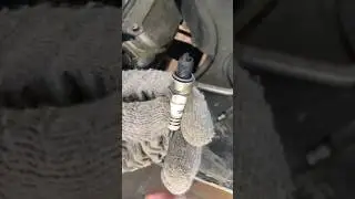 Почему черная свеча в чем причина ?