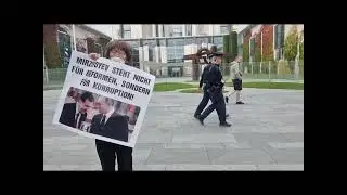 Берлинда Мирзиёев шаримсор бўлди!