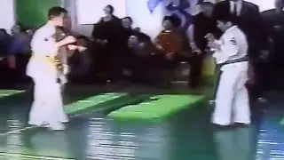 Киокушинкай - самый жёсткий вид каратэ . Полный контакт 1998 г. .