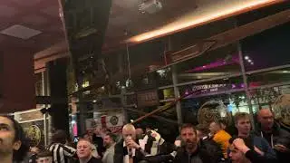 “Don’t take me home please don’t take me home” chanted in Paris by Newcastle fans⚫️⚪️