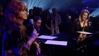 Trisha Yearwood & Bonnie Raitt - Feel Like Going Home (live) - Later With Jools Holland - 13/11/1998