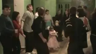 Парень разорвал танцпол. Нарезка)))