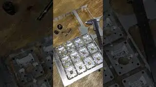 It's done on a DIY machine!