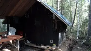 Рыба ищет где глубже,а Робинзон-где рыба.