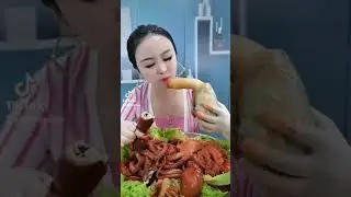 Азиатка Пробует Живые Морепродукты | Я в шоке! | 