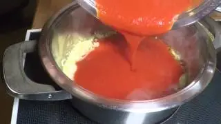 Kochen kann so einfach sein - Tomatensoße schnell und einfach zubereitet
