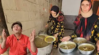 Cooking noodles and distributing them among neighbors