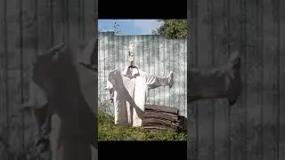 Пугало в темпе вальса.