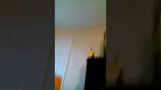 Hulk man stups on in