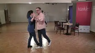Tango - rocking step on the outside