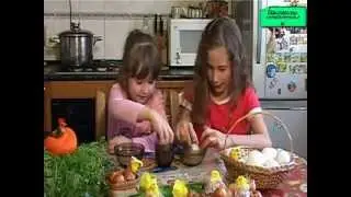 Как красить яйца к Пасхе.mp4