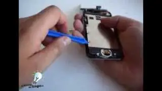 Cómo arreglar el jack de audio de tu iPod Touch 4° Generación - Desmontando la placa de aluminio