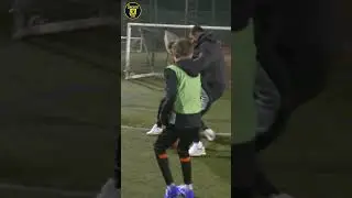 Dunk And Gross Join PL Kicks Session