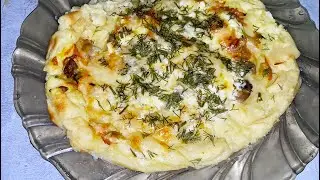 MINI POTATO PIZZA WITH MUSHROOMS AND CHEESE