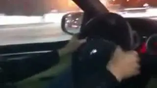 Виражи на бмх х5м прям дергает