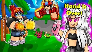 TikToker SCAMS Noobs To Awaken Her FRUIT.. (ROBLOX BLOX FRUIT)