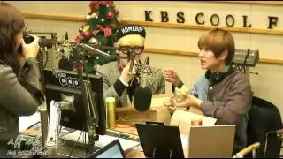 130109 Adorable DJ KEY & ONEW Feeding Each Other ♥