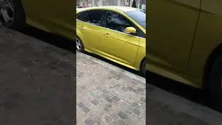 There are many different colors that can be used to paint cars.