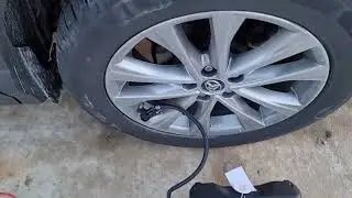2017 TOYOTA RAV4 LOW TIRE PRESSURE (TPMS) WARNING LIGHT