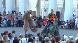 Шоу артистов джамперов