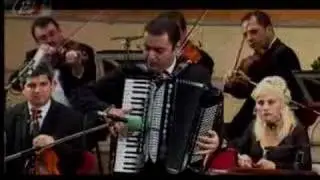 Marian Mexicanu - accordion