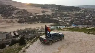 mitsubishi l200 mountains