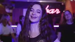 Tones and I - Dance Monkey на русском языке