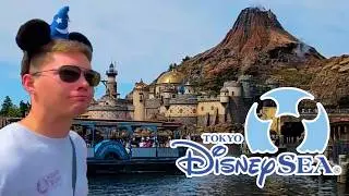 Exploring Fantasy Springs @ Disney Sea in Japan!