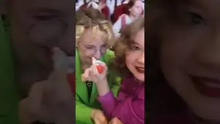 Перед репетицией финала гала-концерта 