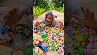Survival Skills: SIMPLE but VERY USEFUL with Candy #survival  #shorts #bushcraft