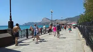 Набережная Судака летом в Крыму
